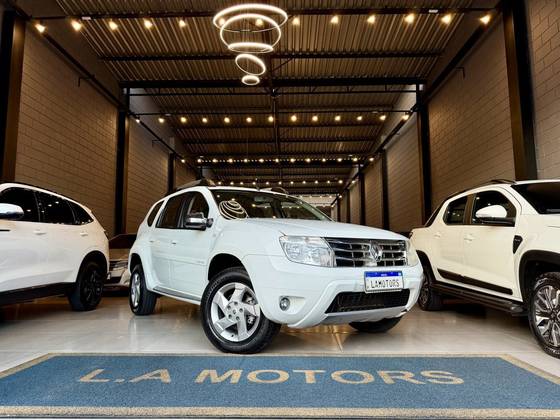 RENAULT DUSTER 2.0 DYNAMIQUE 4X2 16V FLEX 4P AUTOMÁTICO